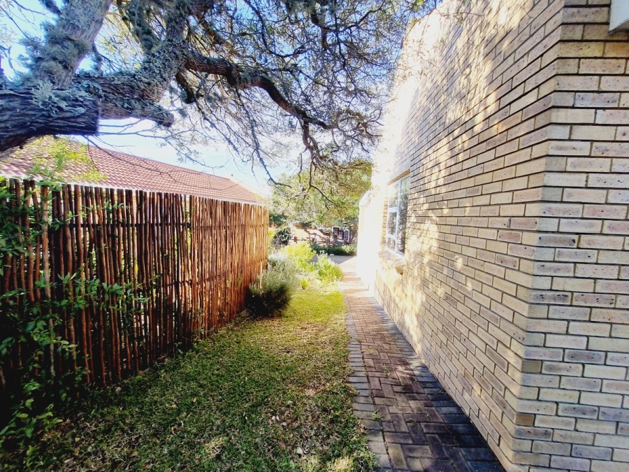 3 Bedroom Property for Sale in Stilbaai Wes Western Cape